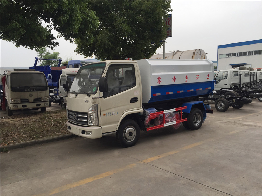 凱馬(3方)掛桶式垃圾車