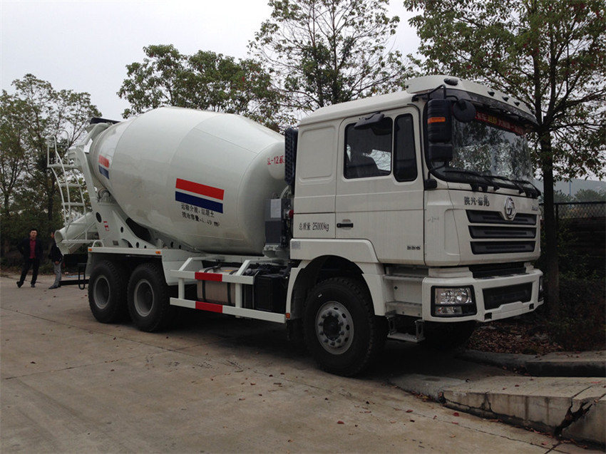 陜汽德龍12方攪拌車(國(guó)五現(xiàn)車促銷)