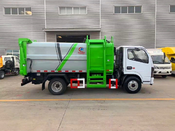 東風小多利卡國六6方藍牌側裝壓縮垃圾車