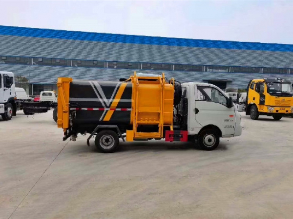 程力威牌CLW5030ZZZLS6型自裝卸式垃圾車(chē)