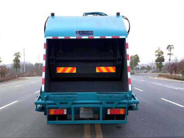 國(guó)六東風(fēng)天錦分類壓縮垃圾運(yùn)輸車