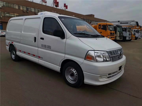 (國(guó)六面包型)金杯新快運(yùn)面包冷藏車(chē)