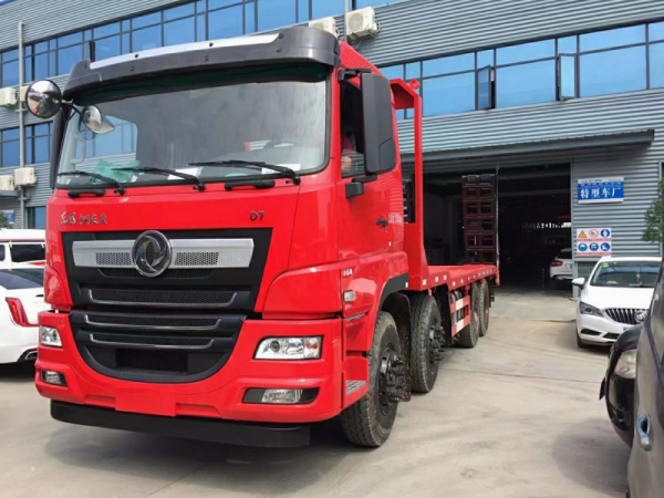 東風(fēng)D7前四后八平板運(yùn)輸車(chē)