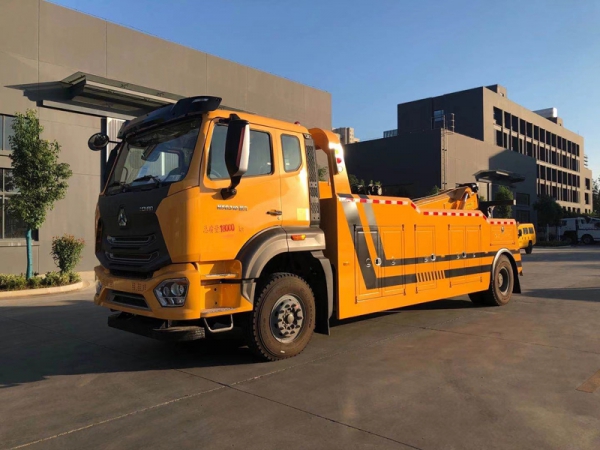 國六重汽豪瀚13噸拖吊聯體清障車