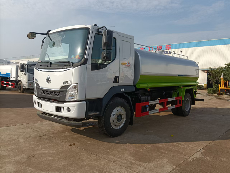 東風柳汽15噸灑水車