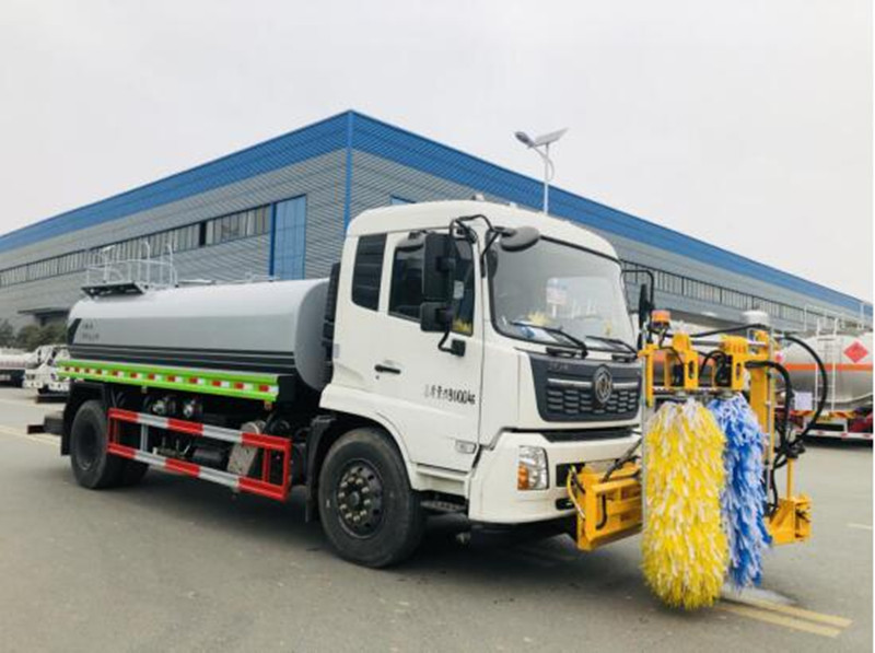 東風天錦護欄清洗車