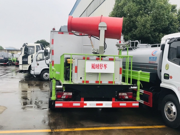 國六江鈴8方噴霧抑塵車報(bào)價(jià)