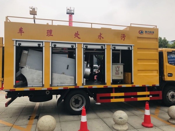 東風大多利卡8方污水處理車，凈化車程力廠家直供